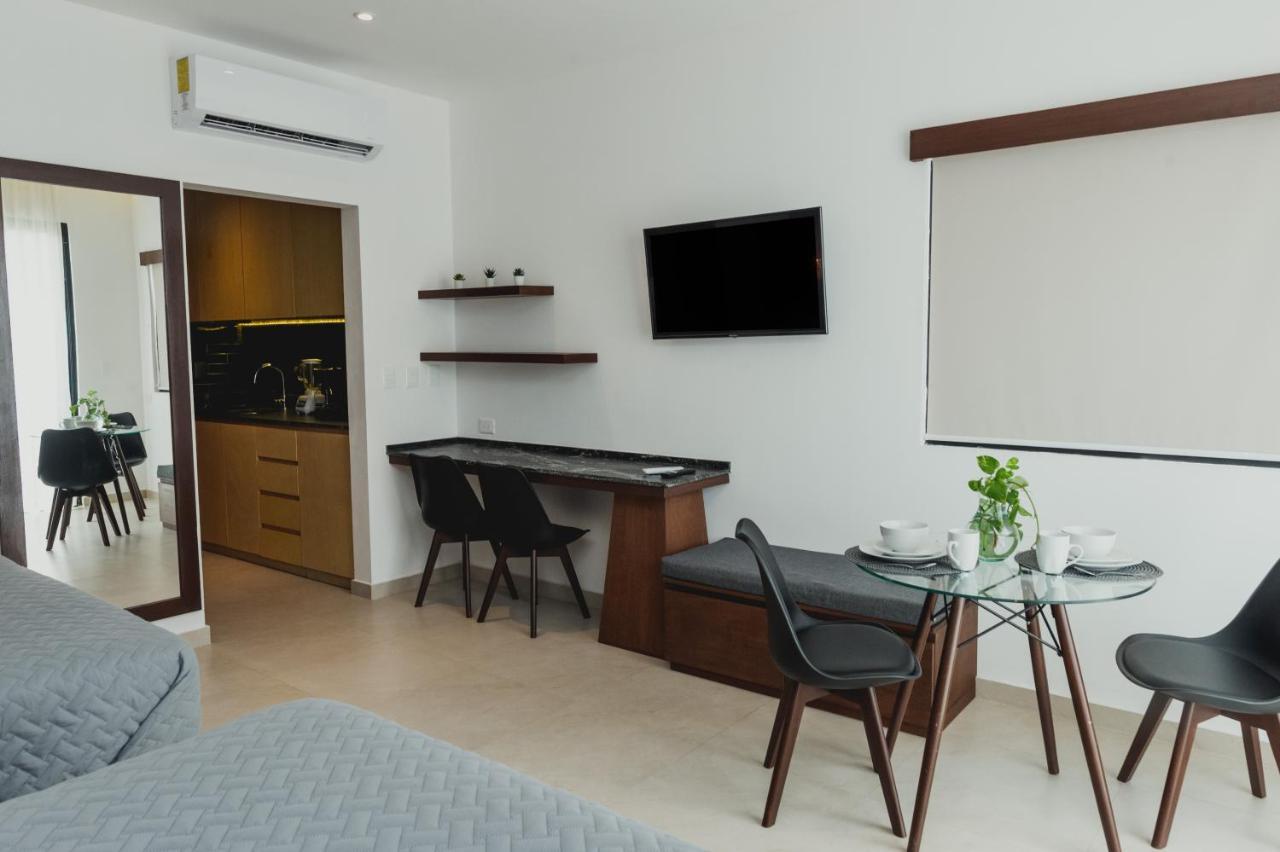 Phantom Suites Playa del Carmen Buitenkant foto